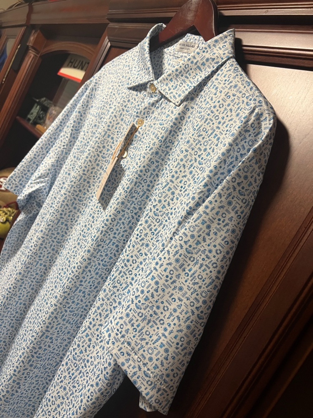 Brand New Peter Millar Crown Sport Stretch White & Blue Golf ⛳️ Tennis 🎾 Polo!